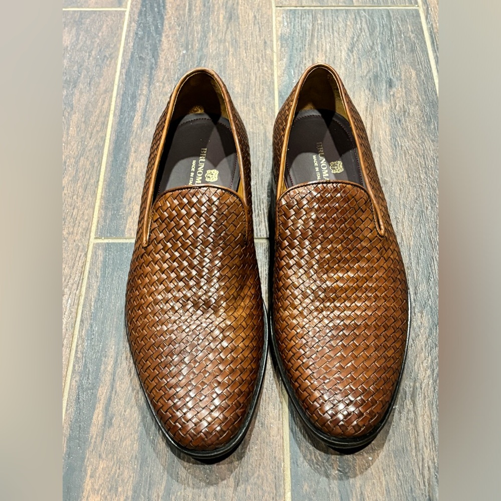 Italian masterpiece. Woven Leather slip on’s by Bruno Magli